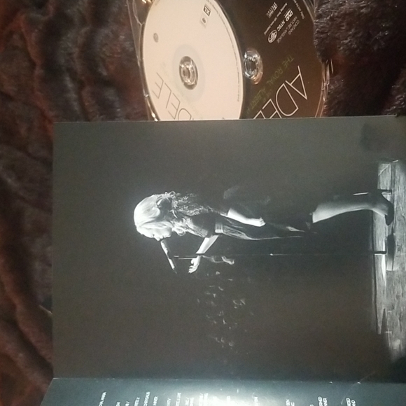 Adele 2pack DVD collection - Picture 8 of 15